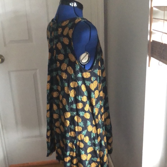 Pineapple Print Dress - Picture 5 of 5